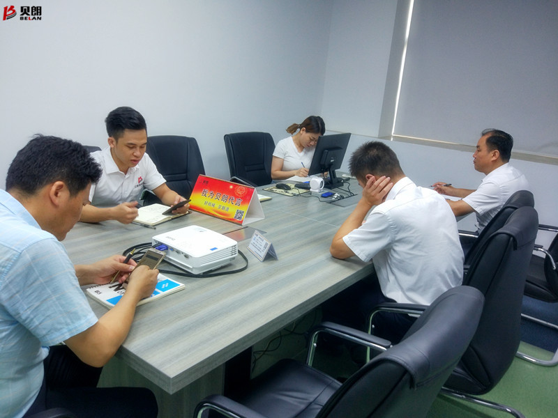 Milanosport
自动化设备公司-晨例会现场