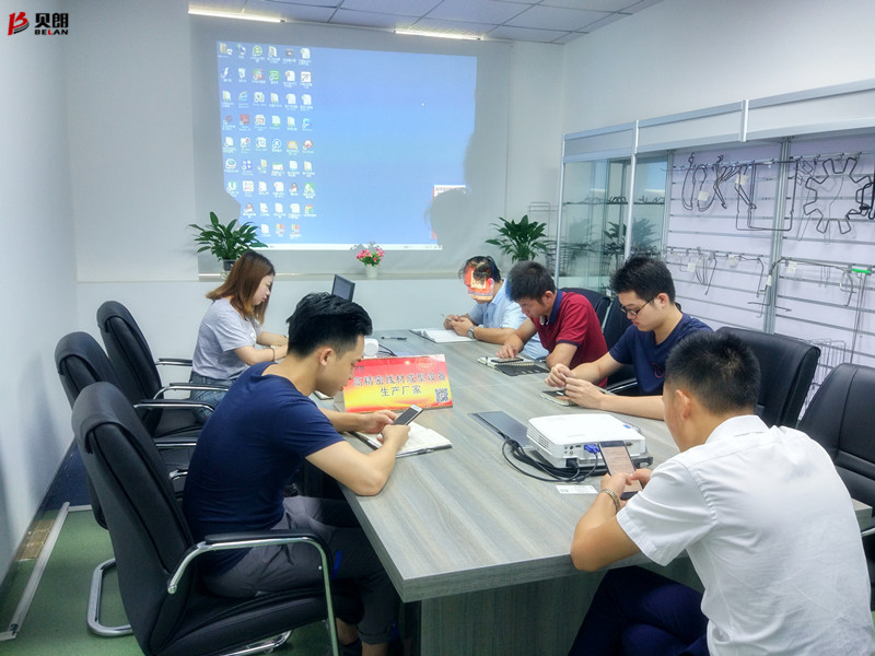 Milanosport
自动化设备公司-晨会现场