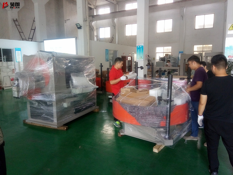 Milanosport
设备打包发货现场