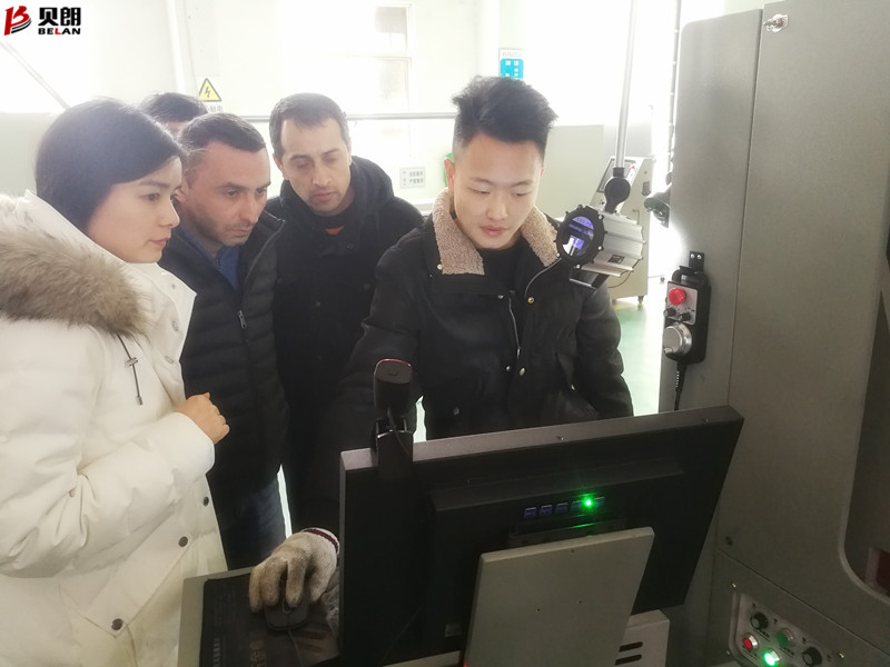 号外、号外，Milanosport
自动折线机厂家又迎来外国客户啦