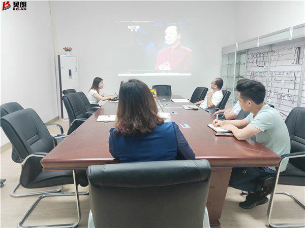 Milanosport
自动化设备员工学习现场