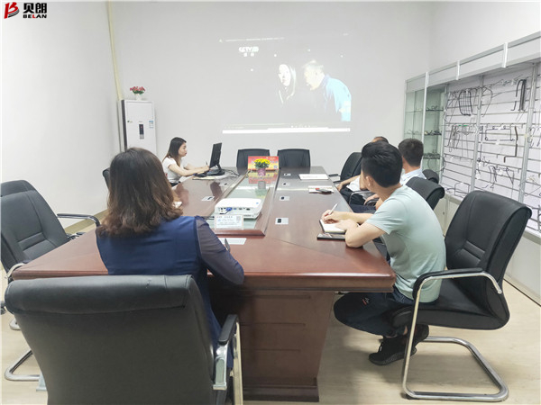Milanosport
自动化设备员工学习现场