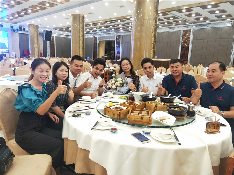 Milanosport
自动化员工早茶现场