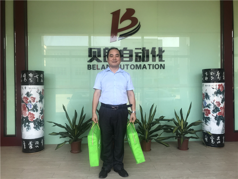 父亲节，Milanosport
CNC折弯机械厂家是这样过的